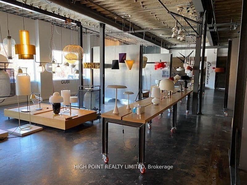 267 Niagara Street, Unit 101 - Image 2