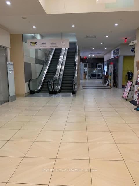 384 Yonge Street, Unit 118 - Image 6