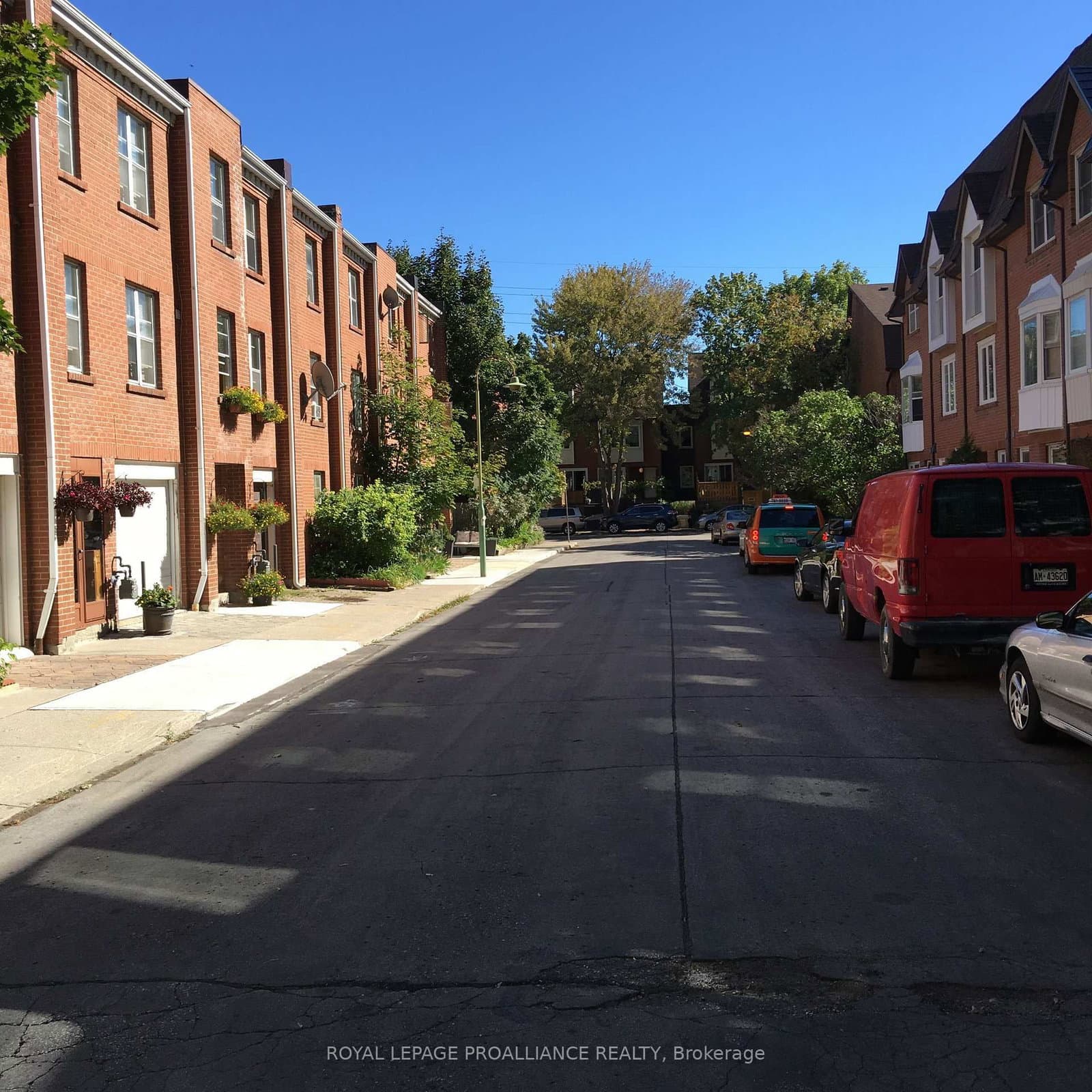 13 Portneuf Court - Image 2
