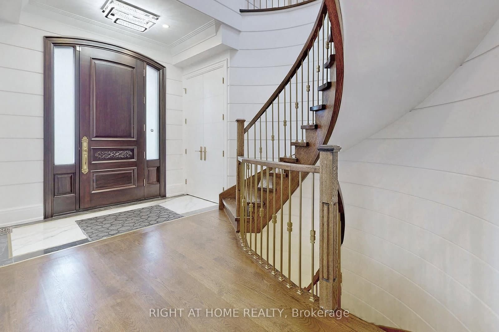 10 Jocelyn Crescent - Image 3