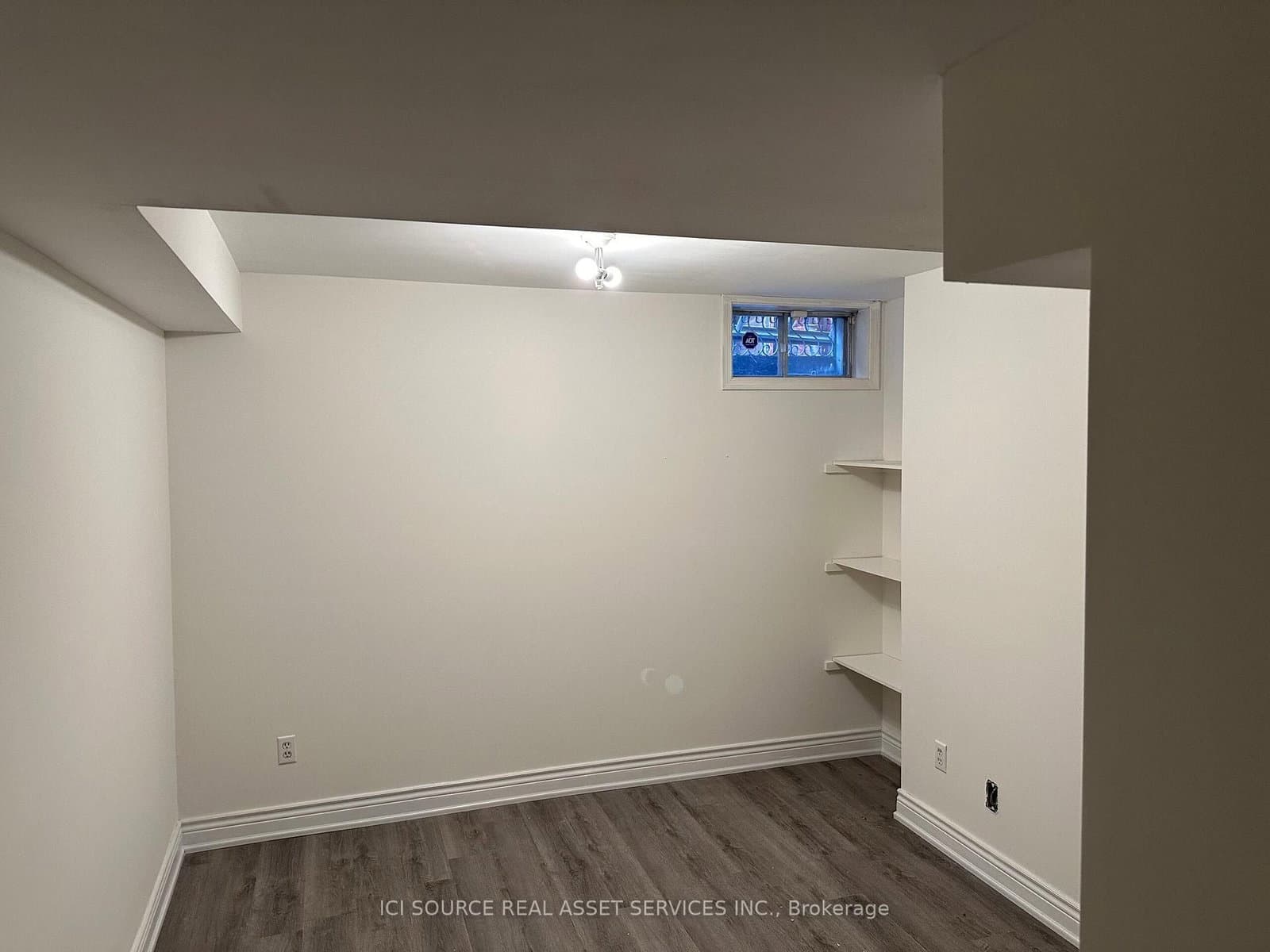 155 Highland Crescent, Unit Lower - Image 6