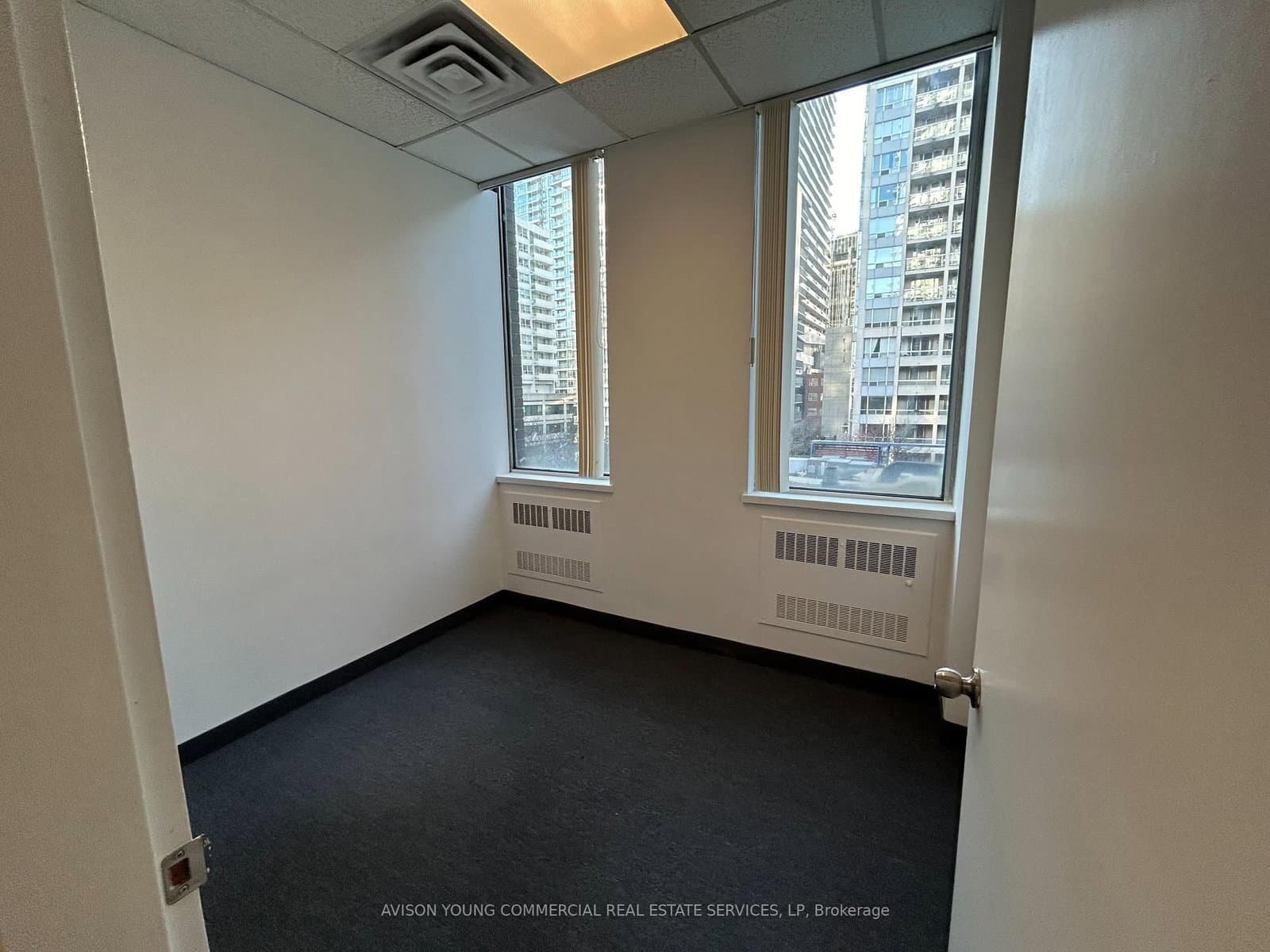 55 Eglinton Avenue E, Unit 407 - Image 4