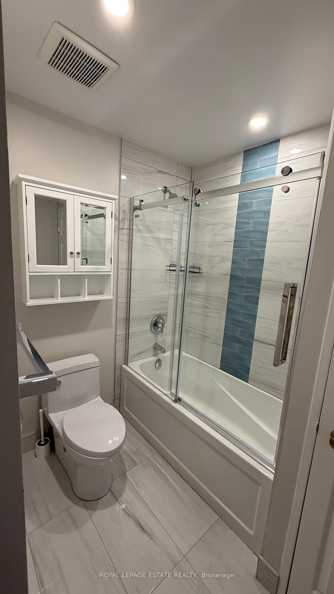 280 Simcoe Street, Unit Ph3 - Image 5