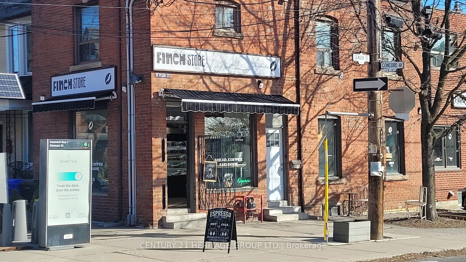 42 Dewson Street E - Image 4