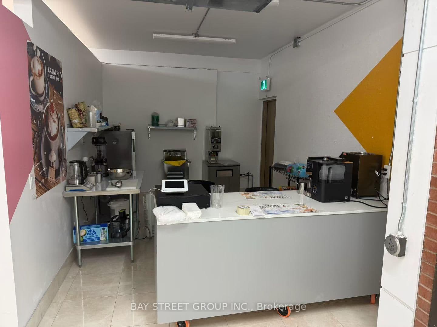 648 Spadina Avenue, Unit 1 or 5 - Image 2