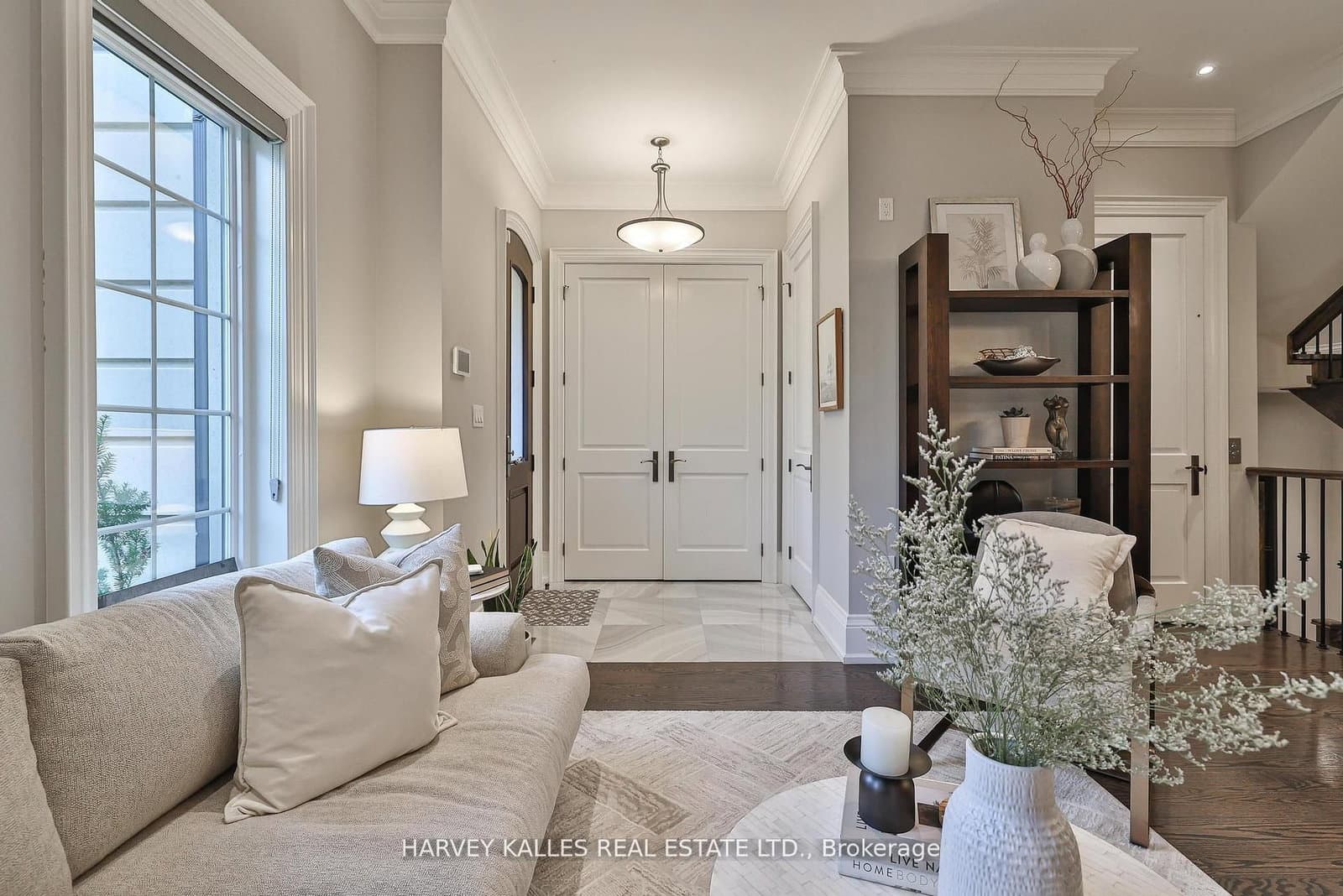 2638A Bayview Avenue - Image 3