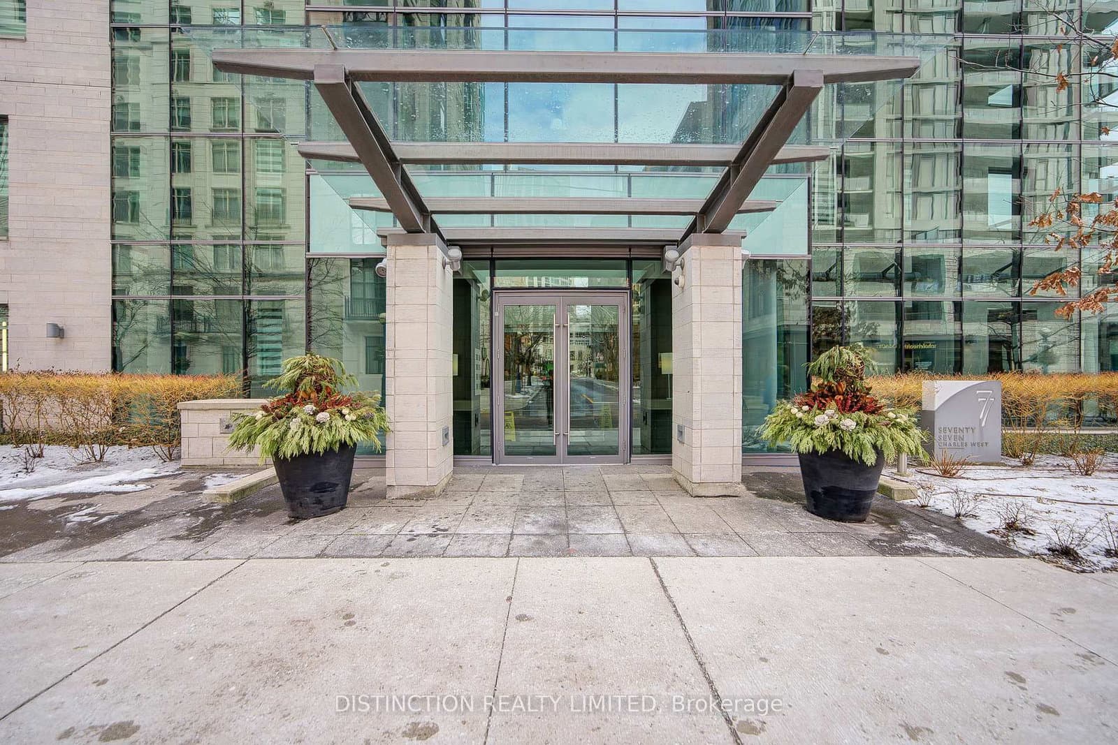 77 W Charles Street W, Unit 1603 - Image 2