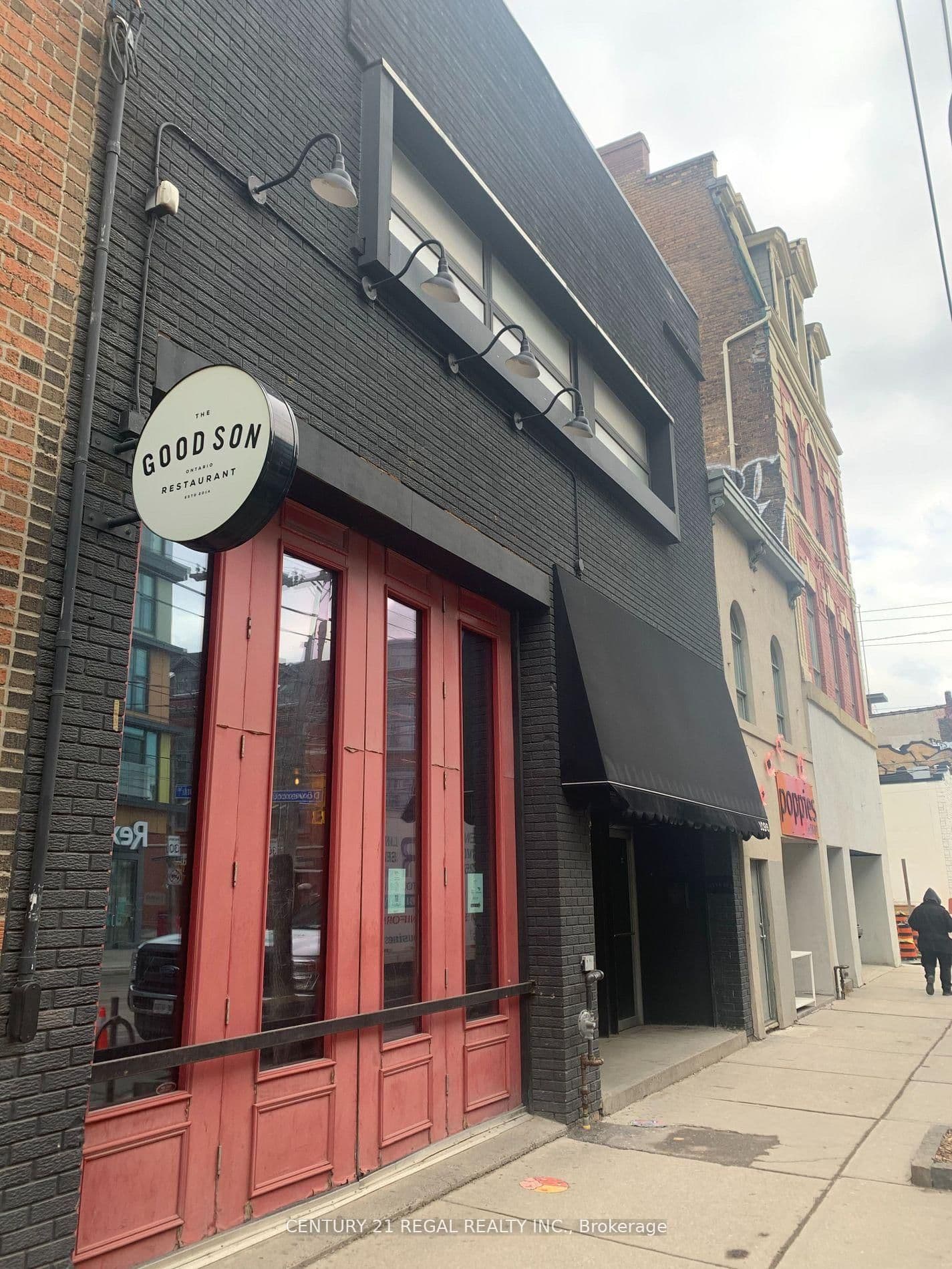 1096 Queen Street W - Image 1