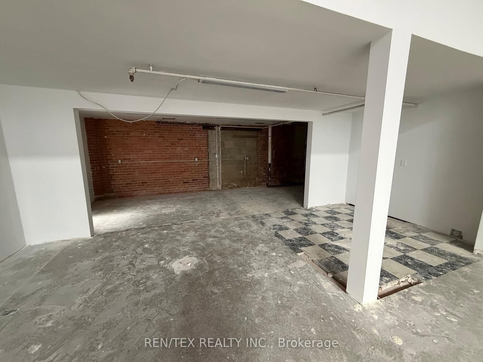 221 Sterling Road E, Unit 05 - Image 4