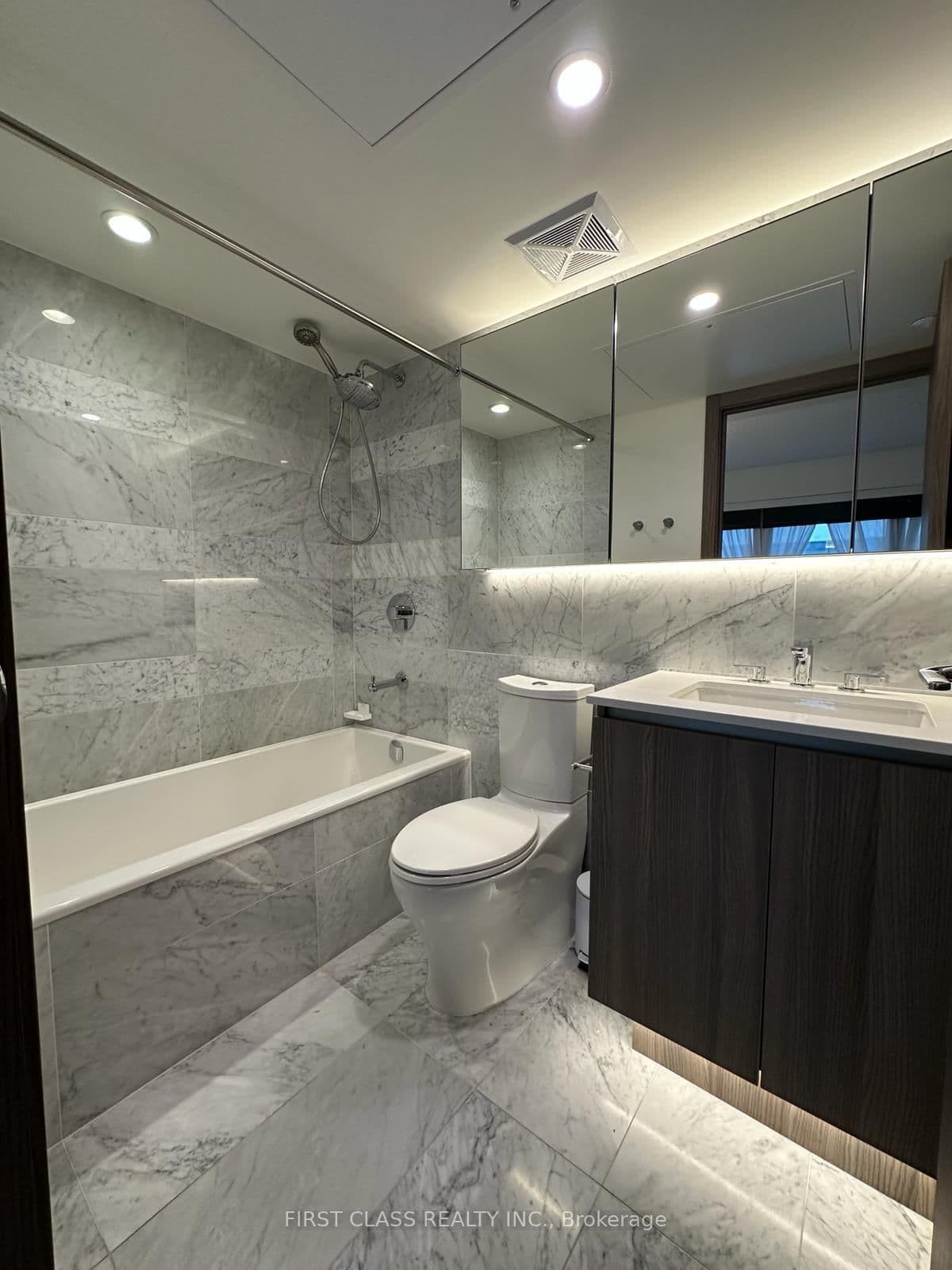 19 Bathurst Street, Unit 1111 - Image 4