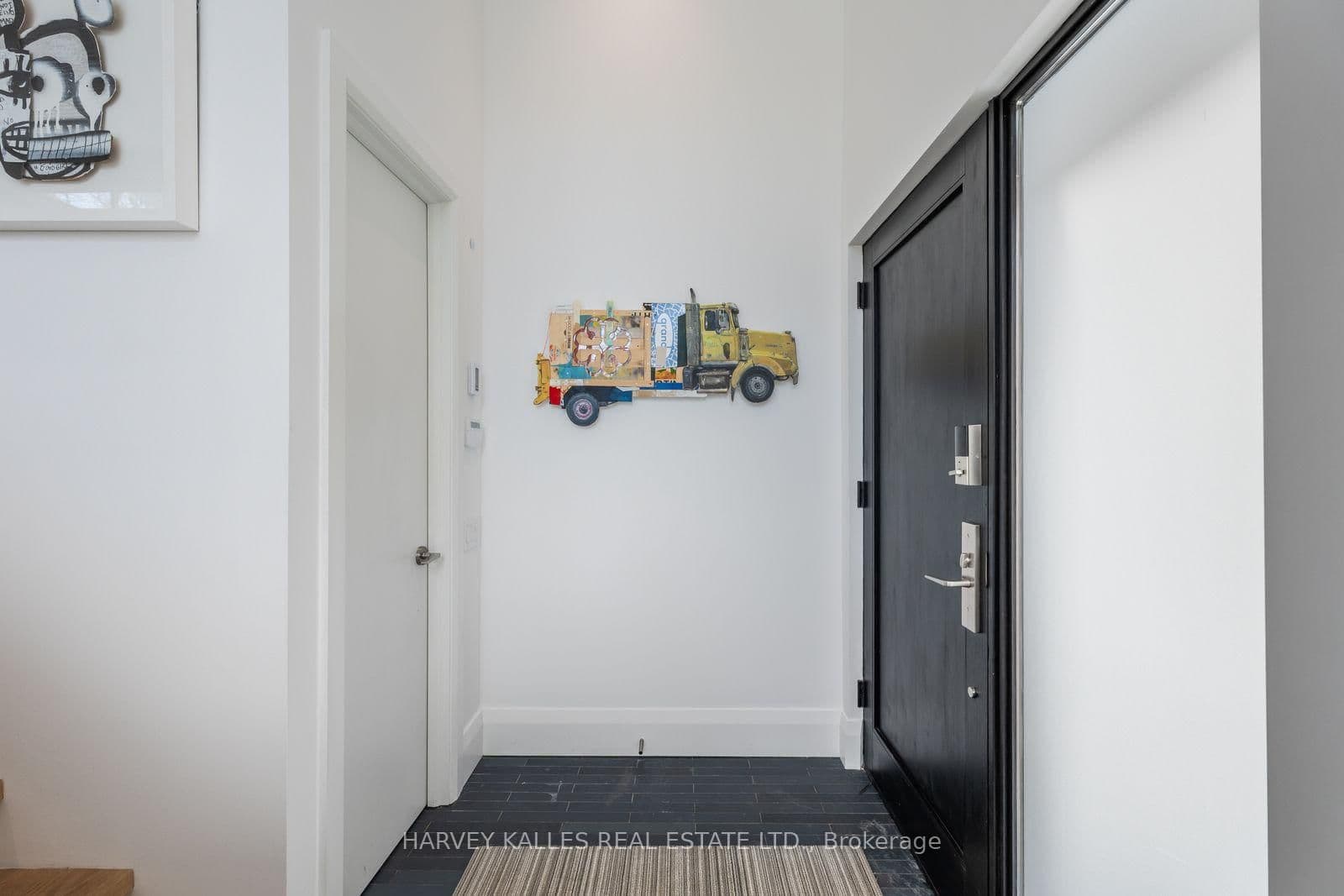 34 Coulson Avenue, Unit B - Image 6