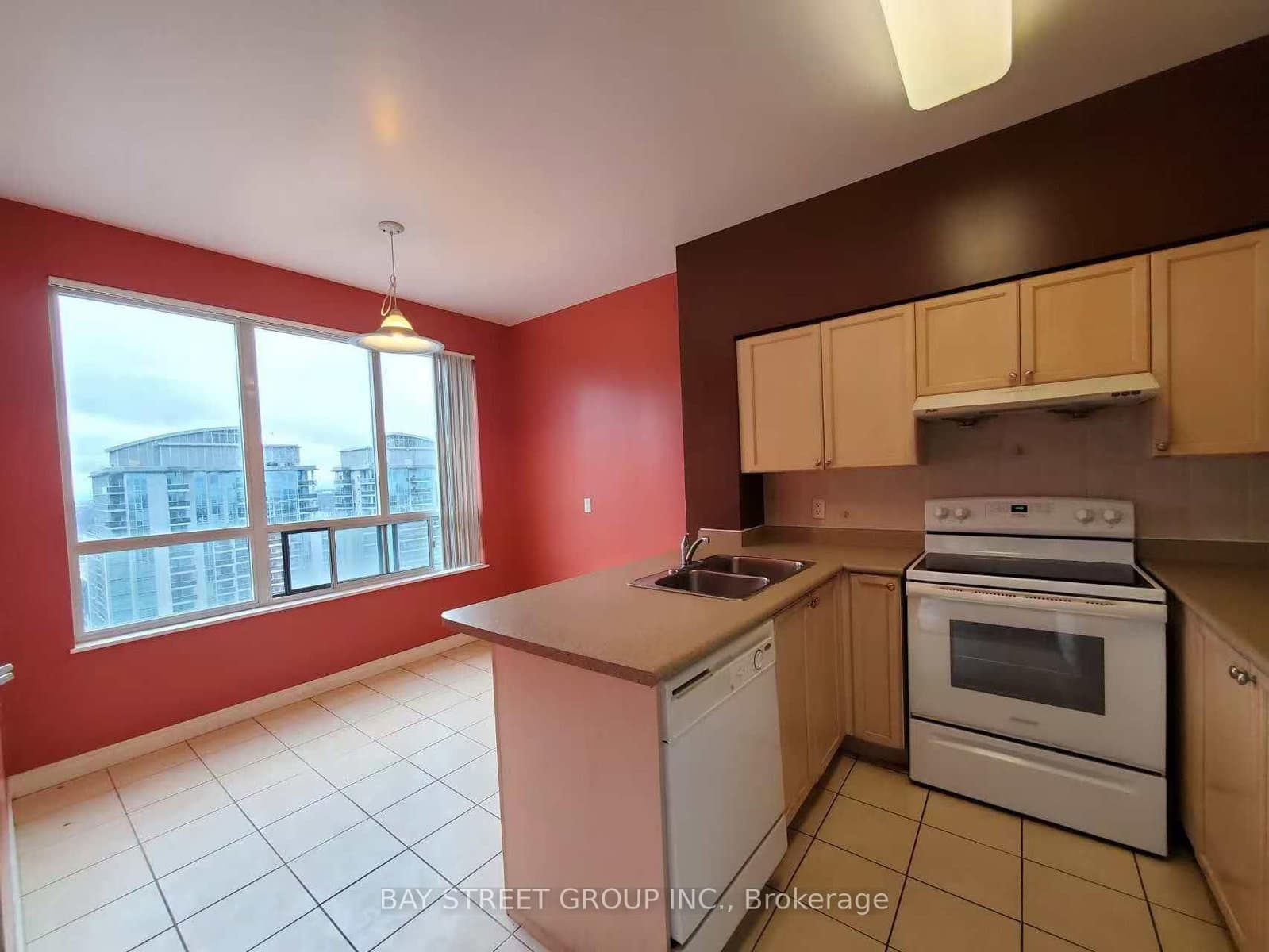 23 Hollywood Avenue, Unit Ph206 - Image 4