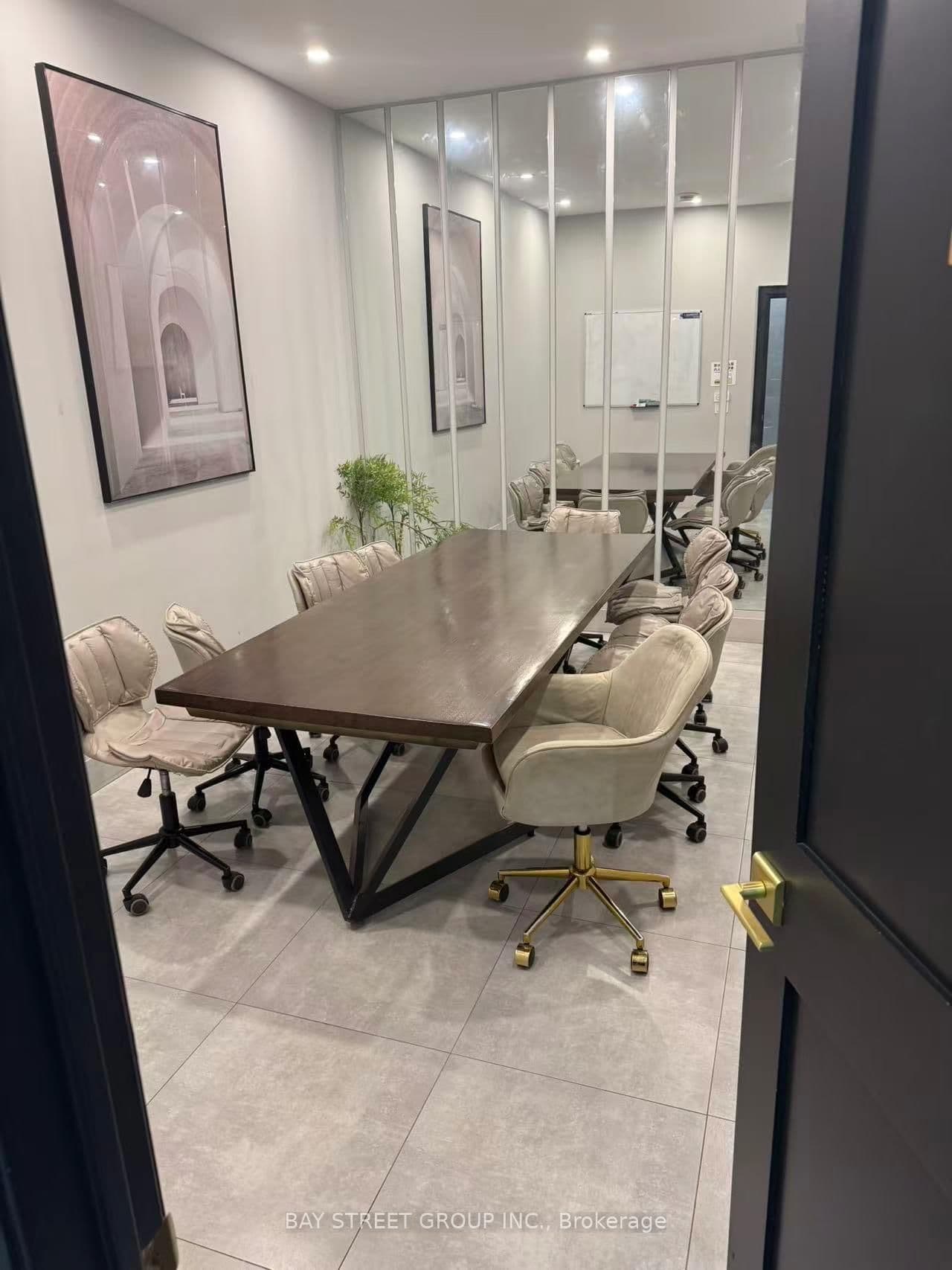 405 Dundas Street W - Image 6