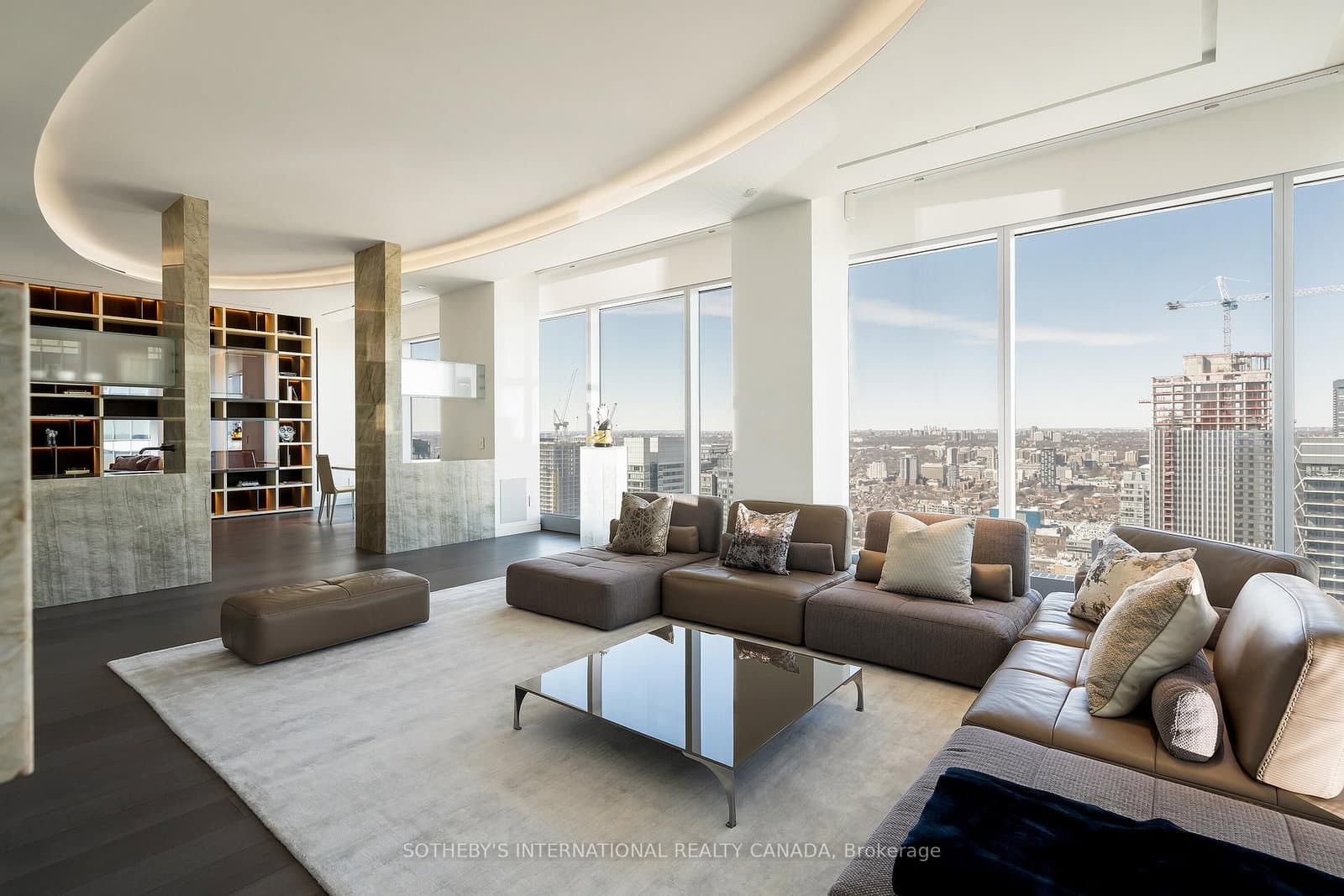 183 Wellington Street W, Unit 4602/03 - Image 3