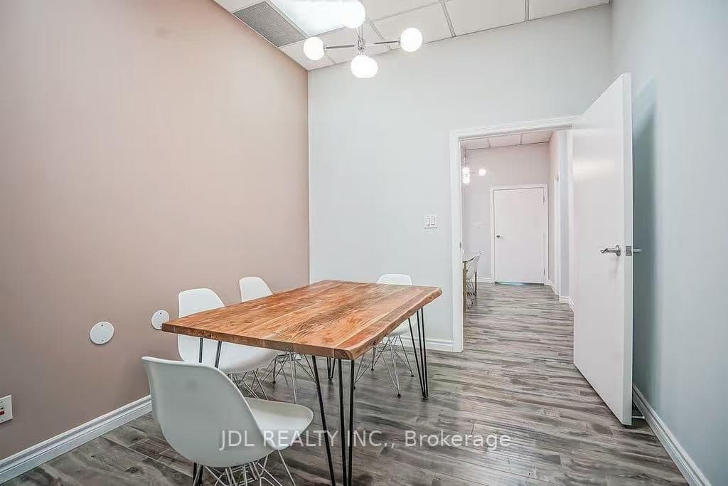 925 Bay Street, Unit R1A - Image 5