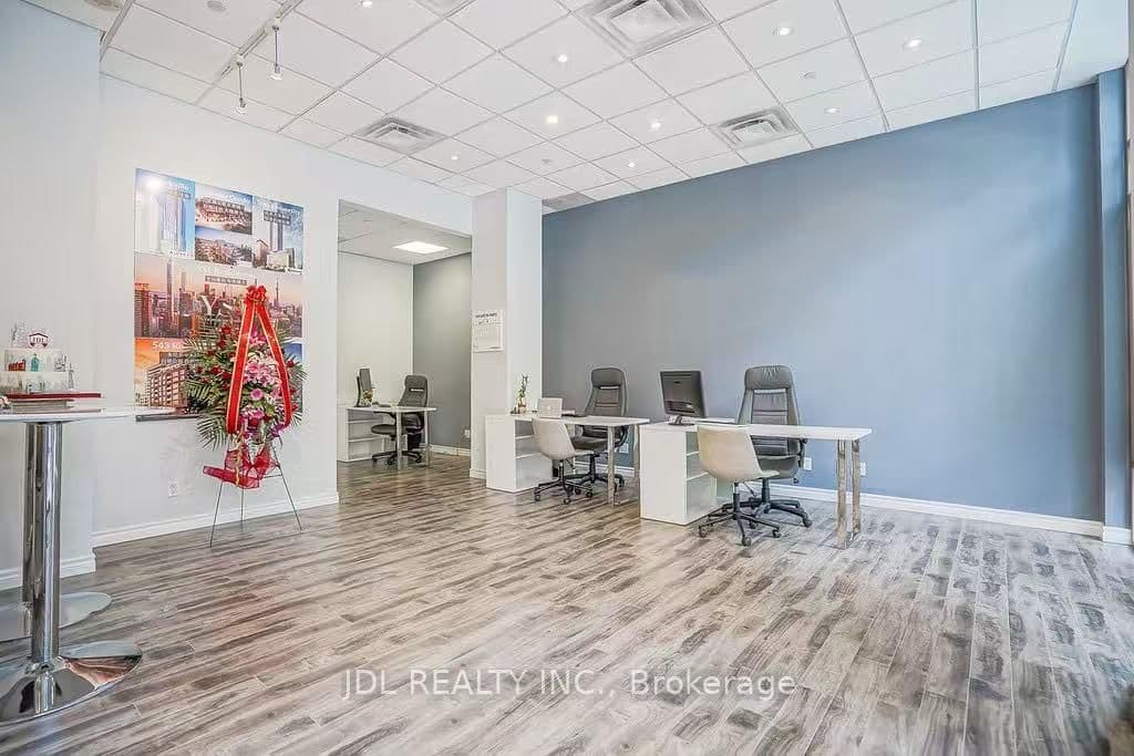 925 Bay Street, Unit R1A - Image 6