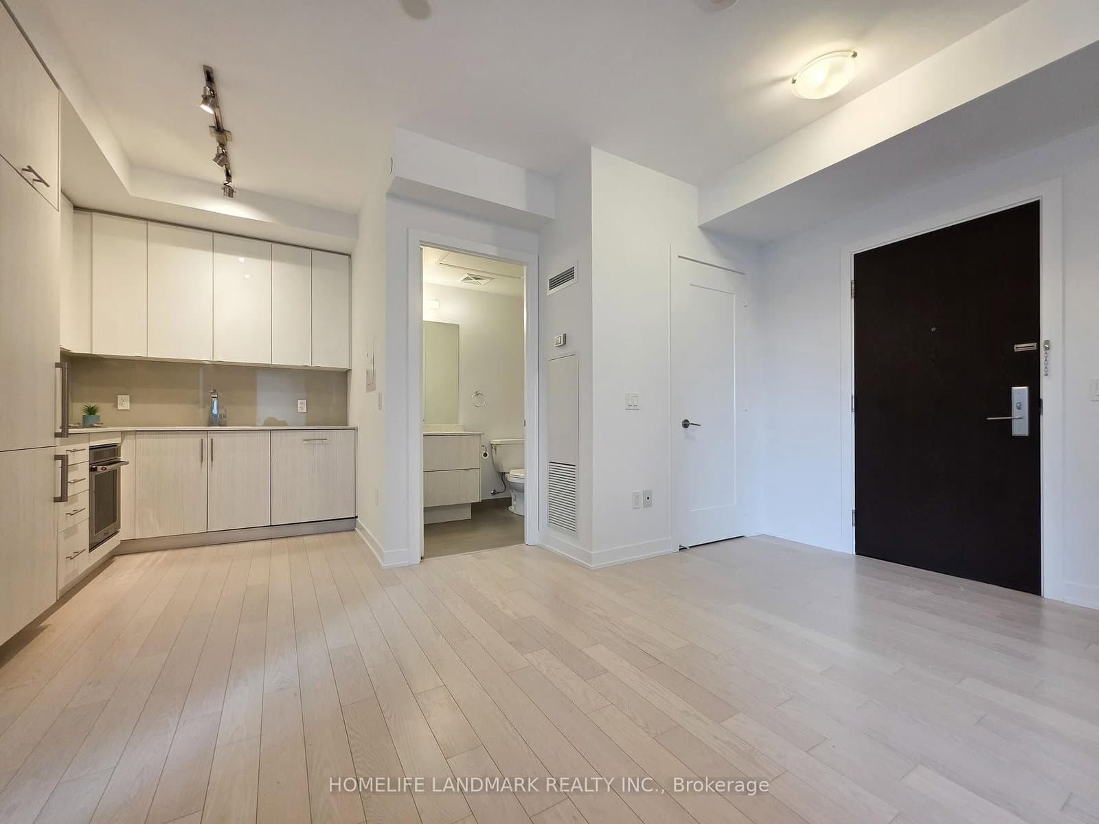 330 Richmond Street W, Unit 605 - Image 5