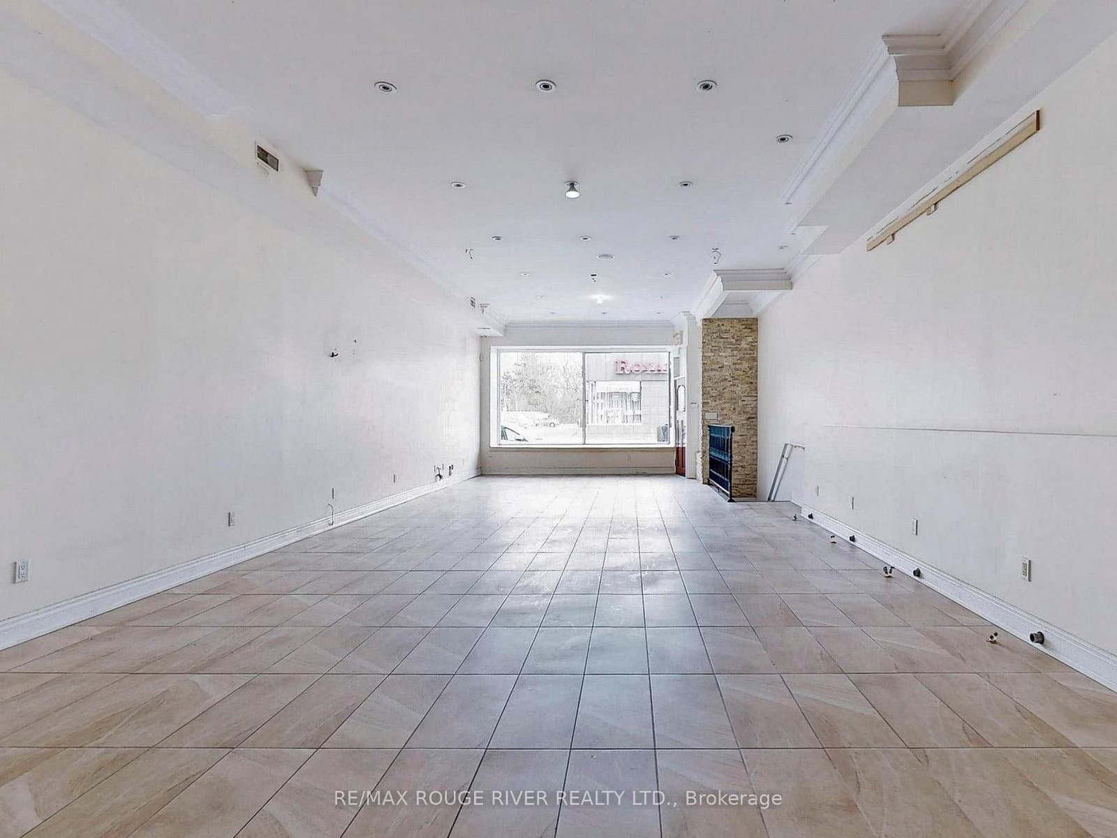 1556 Avenue Road - Image 6