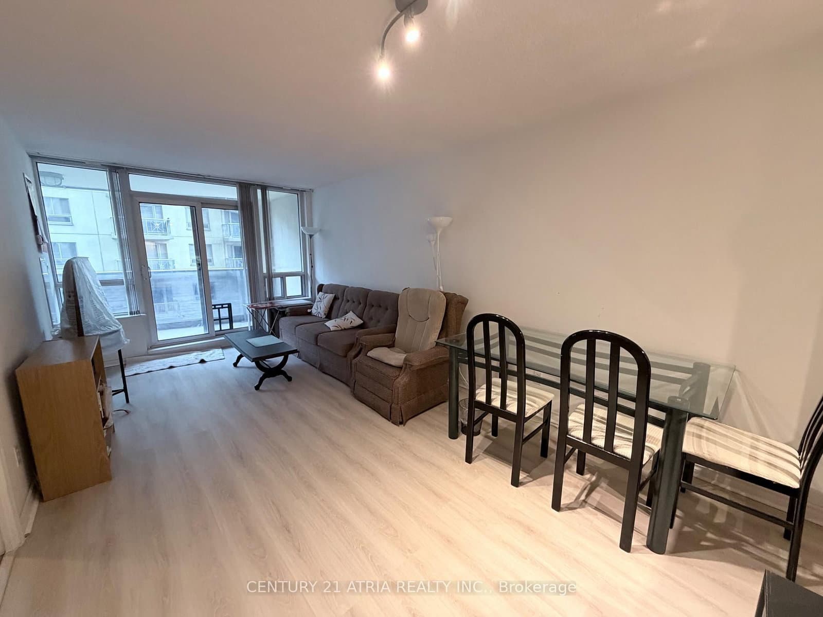8 Rean Drive, Unit 303 - Image 4