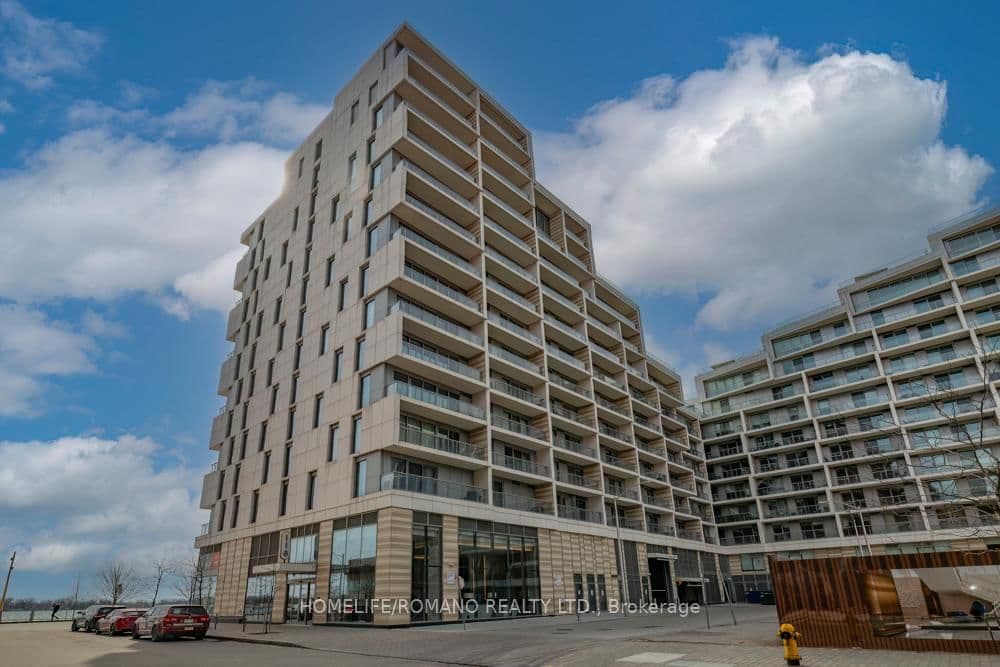 118 Merchants' Warf, Unit 513 - Image 1
