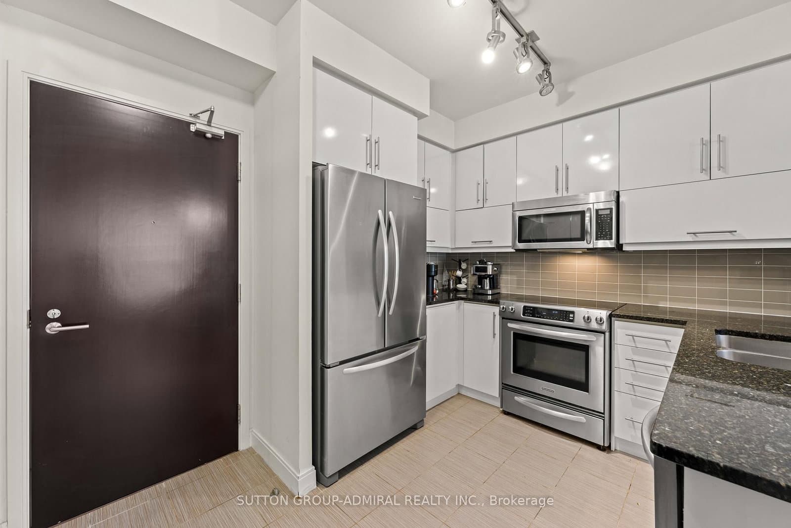 825 Church Street, Unit 516 - Image 6