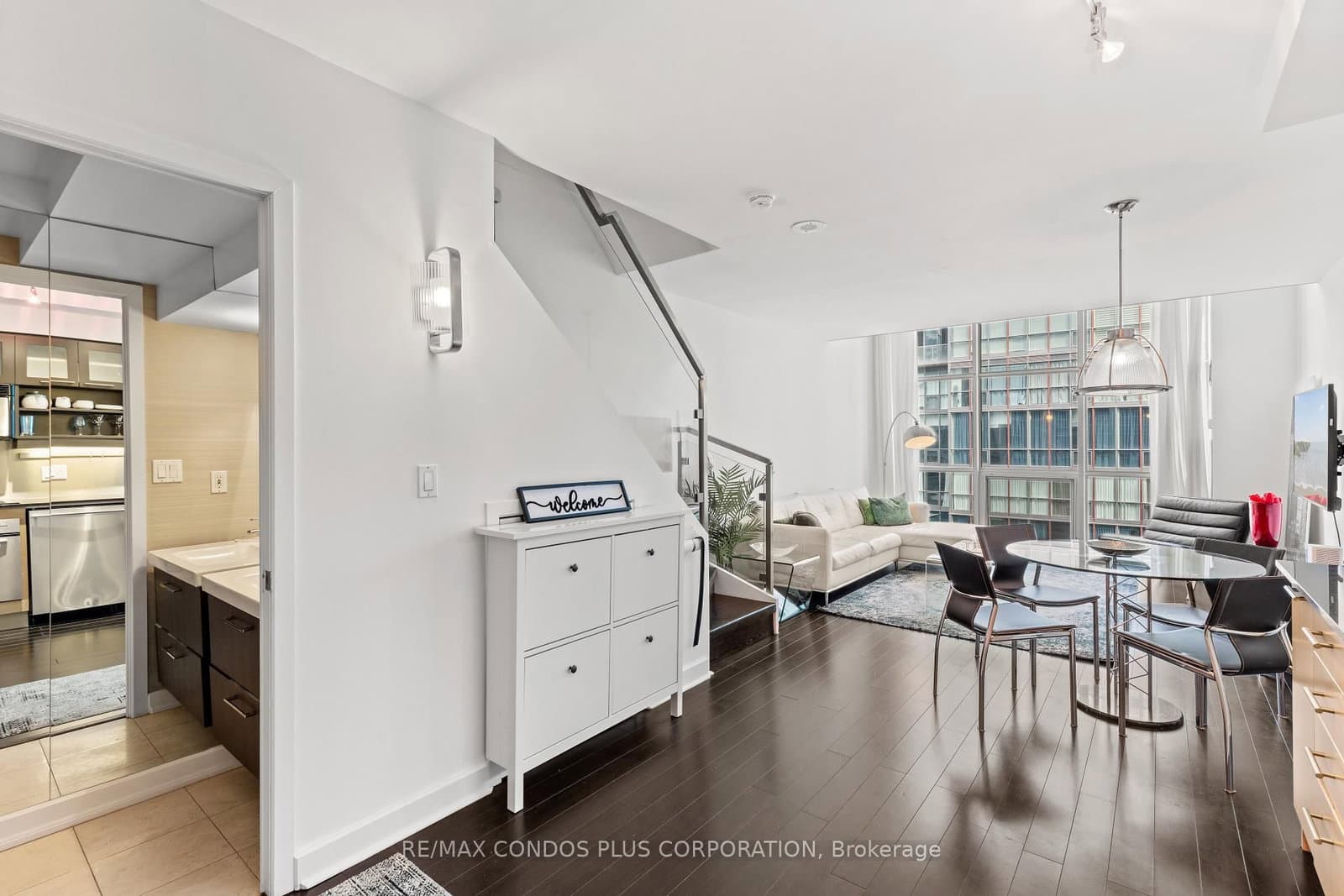 36 Blue Jays Way, Unit 930 - Image 5