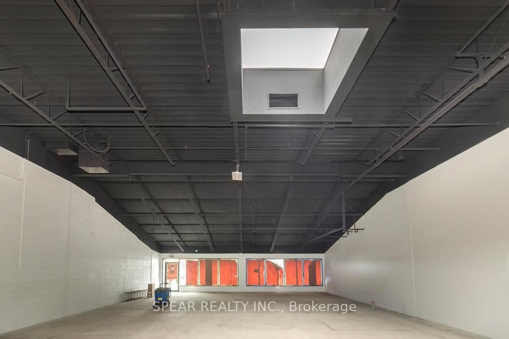 280 - 422 Consumers Road, Unit 11 - Image 6
