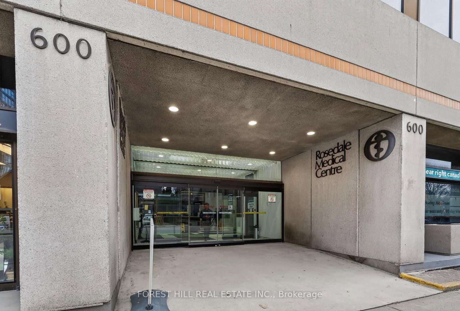 600 Sherbourne Street, Unit 702 - Image 3