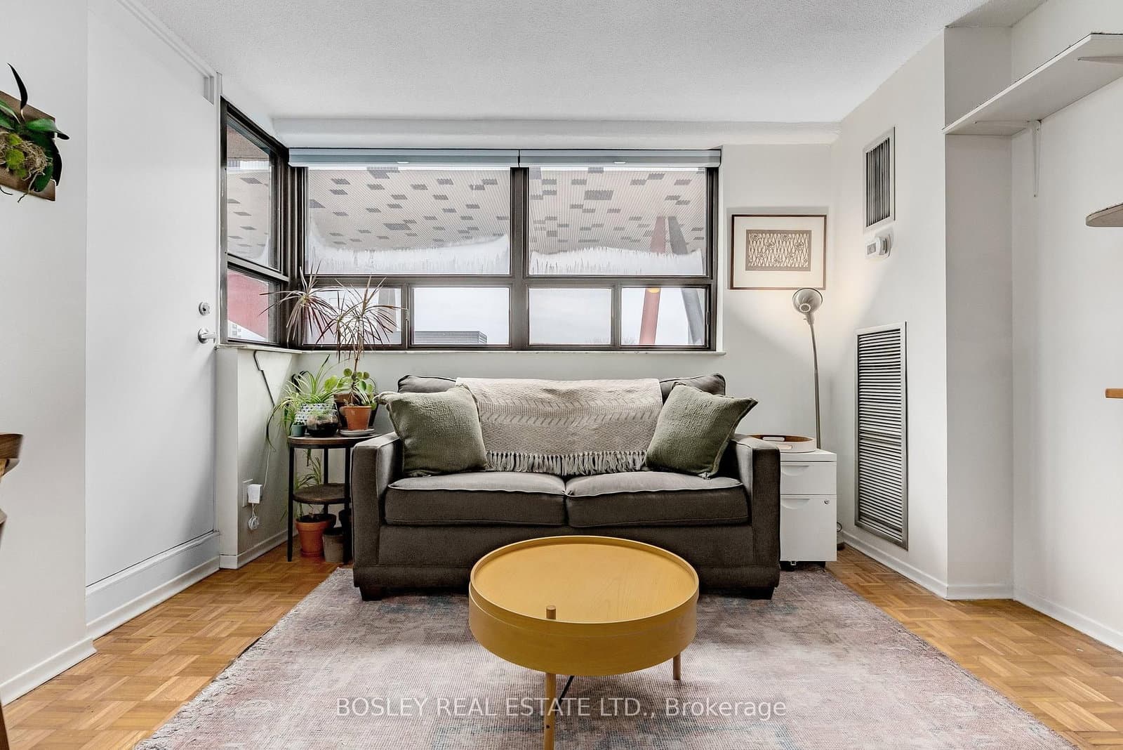89 McCaul Street W, Unit 613 - Image 5