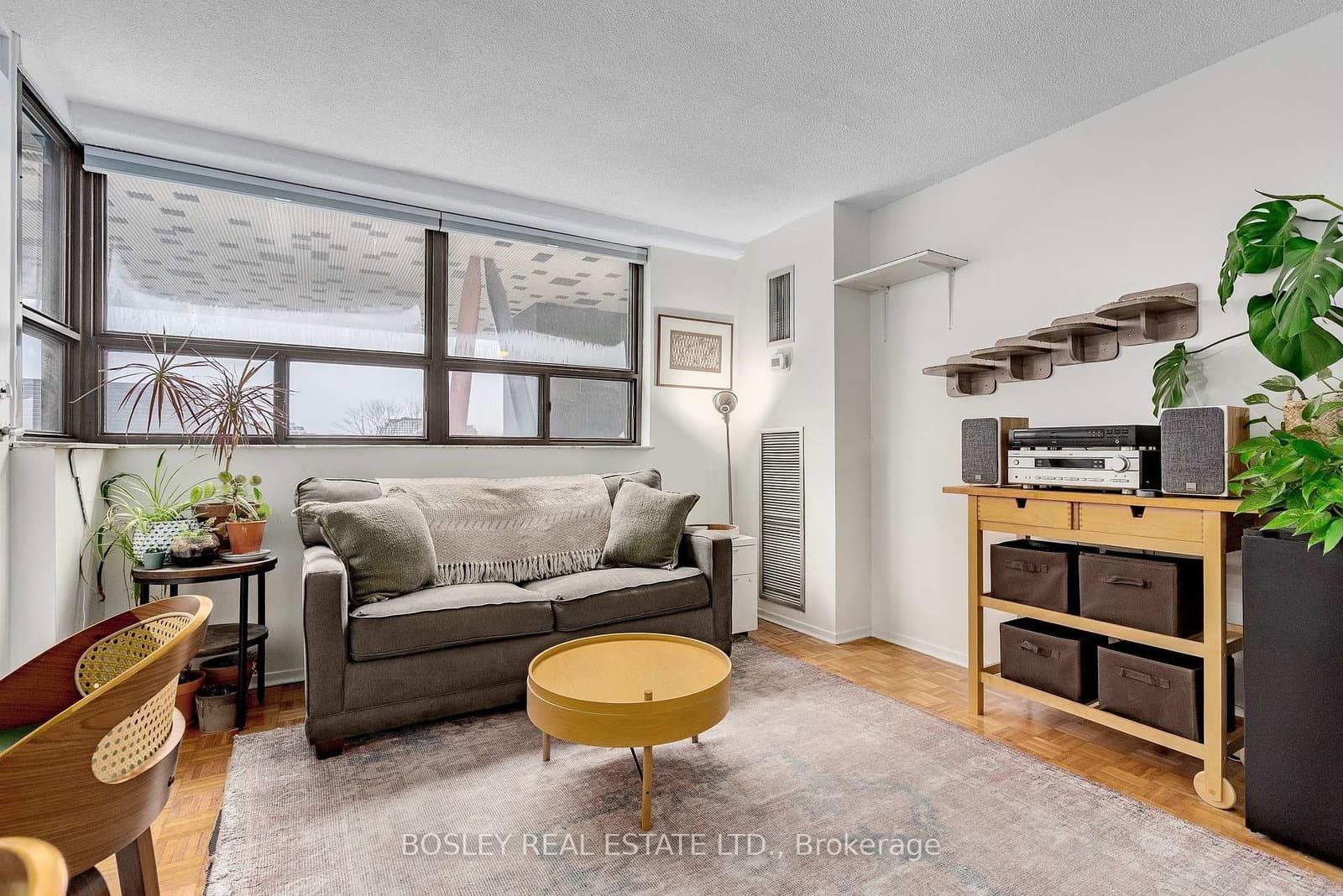 89 McCaul Street W, Unit 613 - Image 6