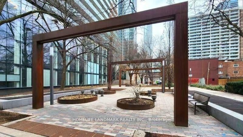 17 Dundonald Street, Unit 607 - Image 4