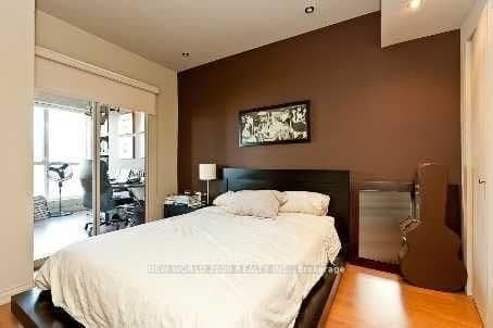 633 Bay Street, Unit Ph09 - Image 3