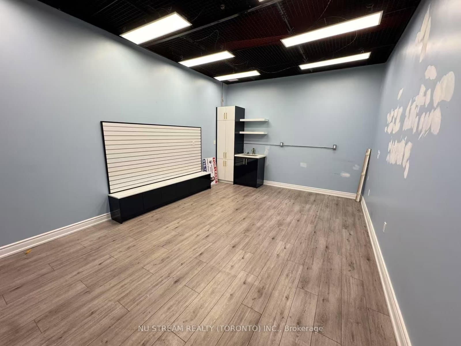 384 Yonge Street, Unit 59 - Image 5