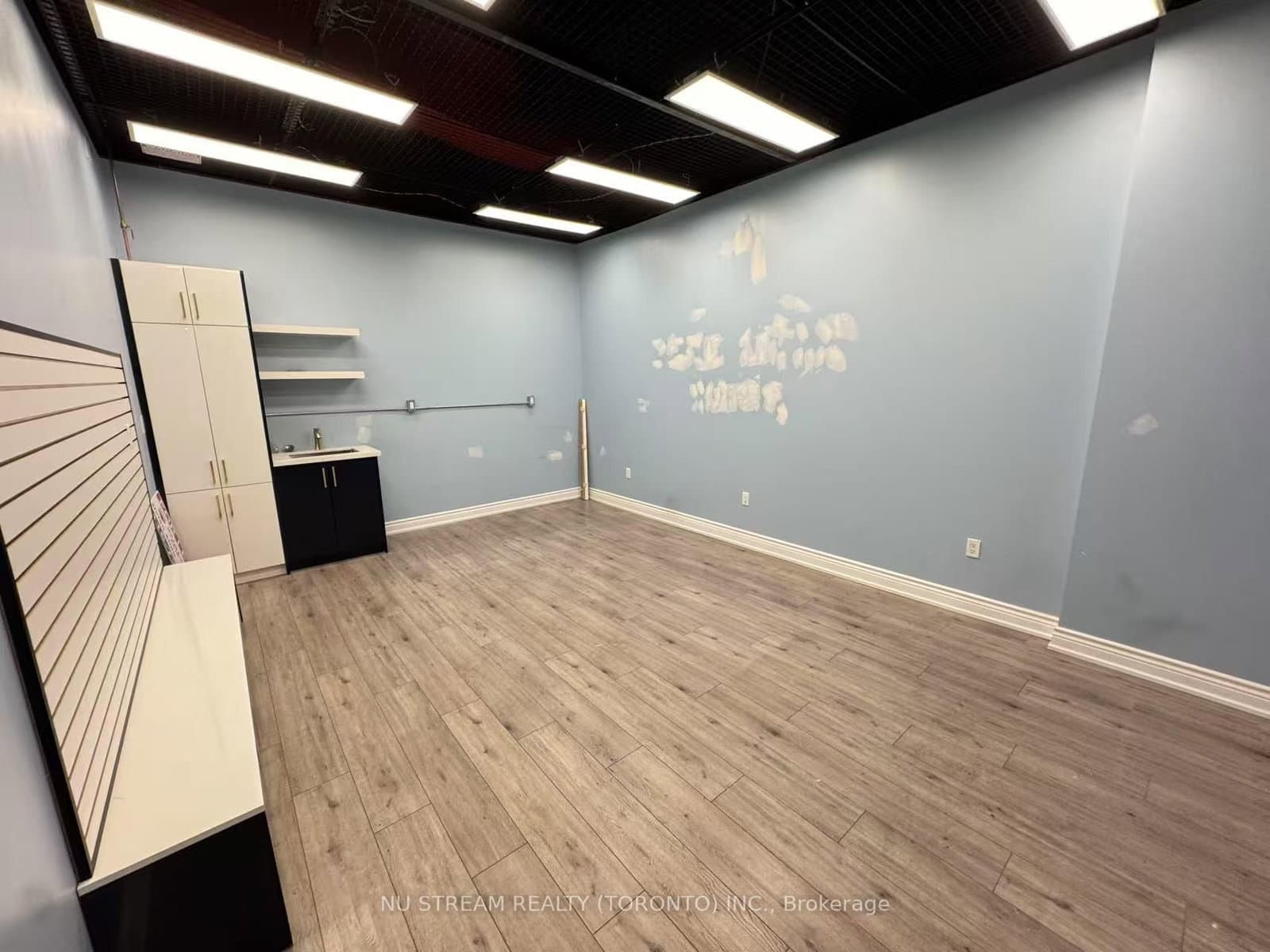 384 Yonge Street, Unit 59 - Image 6