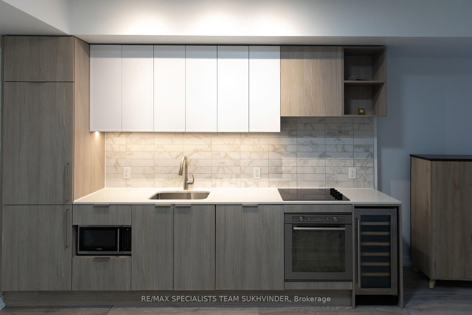 2020 Bathurst Street, Unit 637 - Image 1