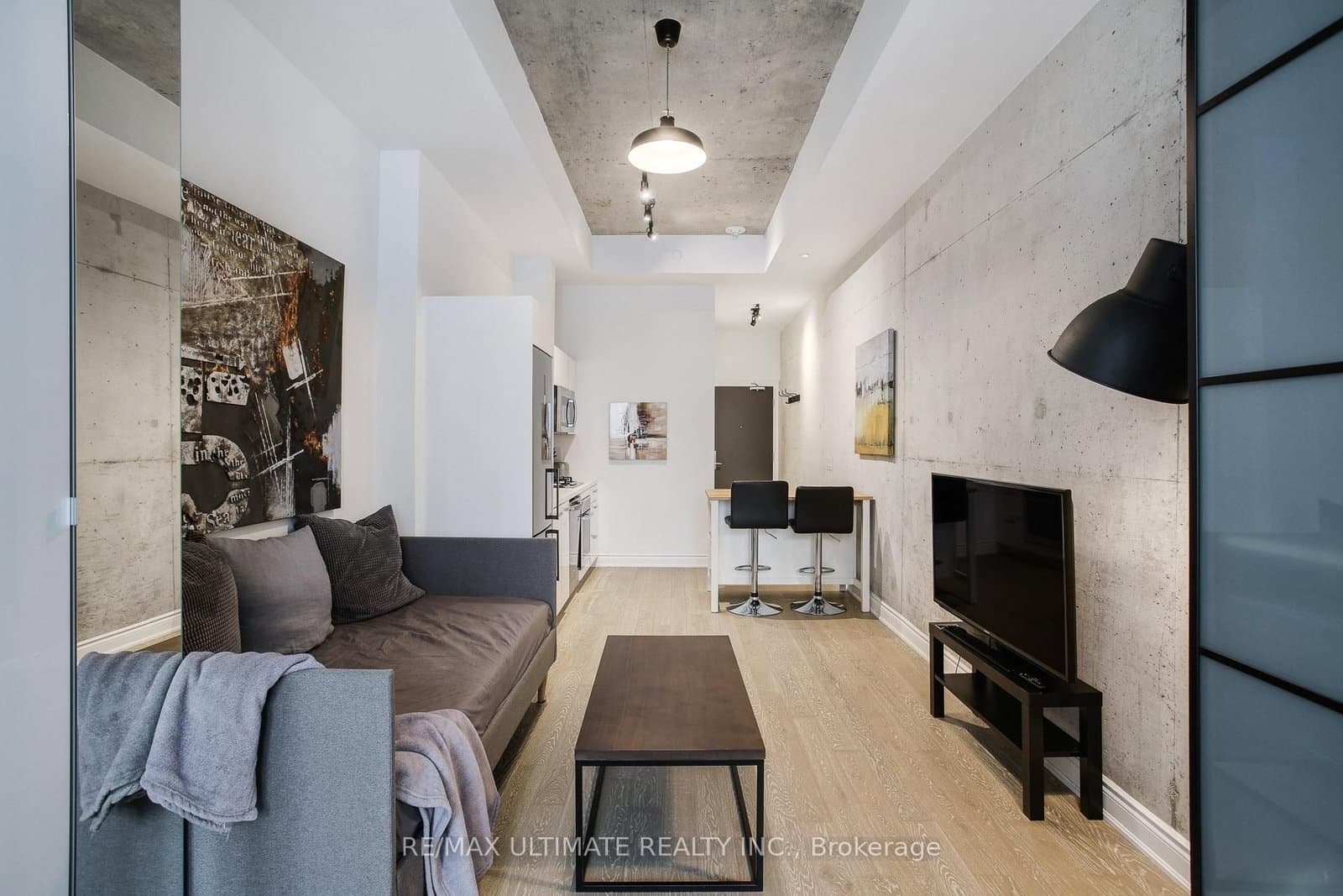 608 Richmond Street W, Unit 210 - Image 4