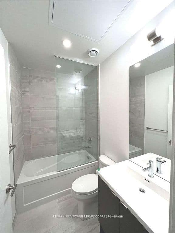 138 Downes Street, Unit 1105 - Image 6