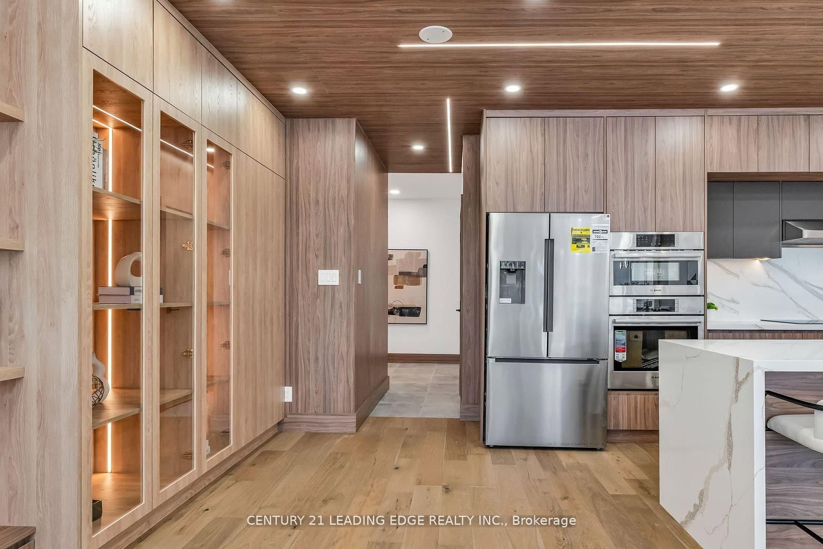 1 Watergarden Way, Unit 208 - Image 4