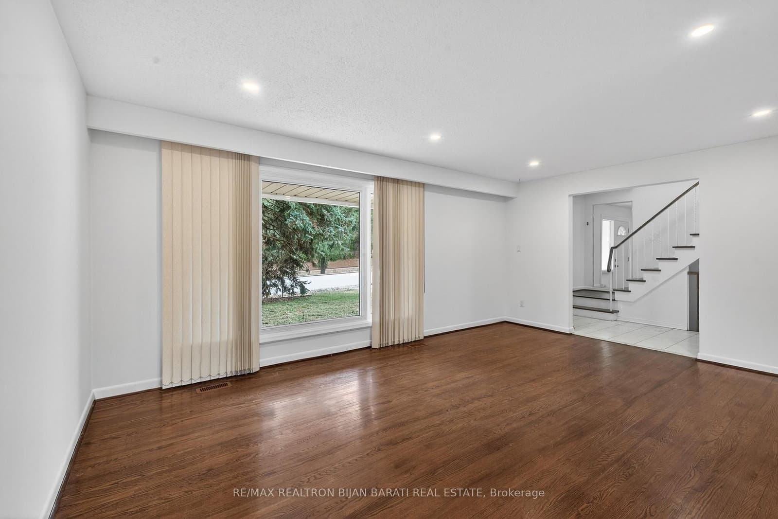 298 Newton Drive - Image 3