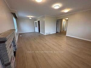 579 Sheppard Avenue E - Image 5