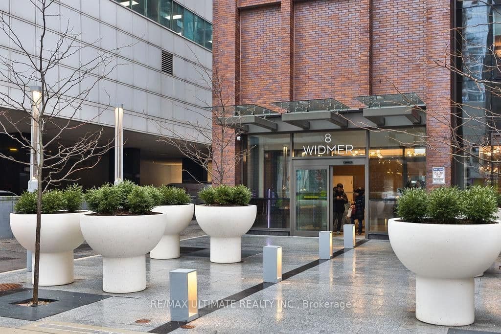 8 WIDMER Street, Unit 515 - Image 3