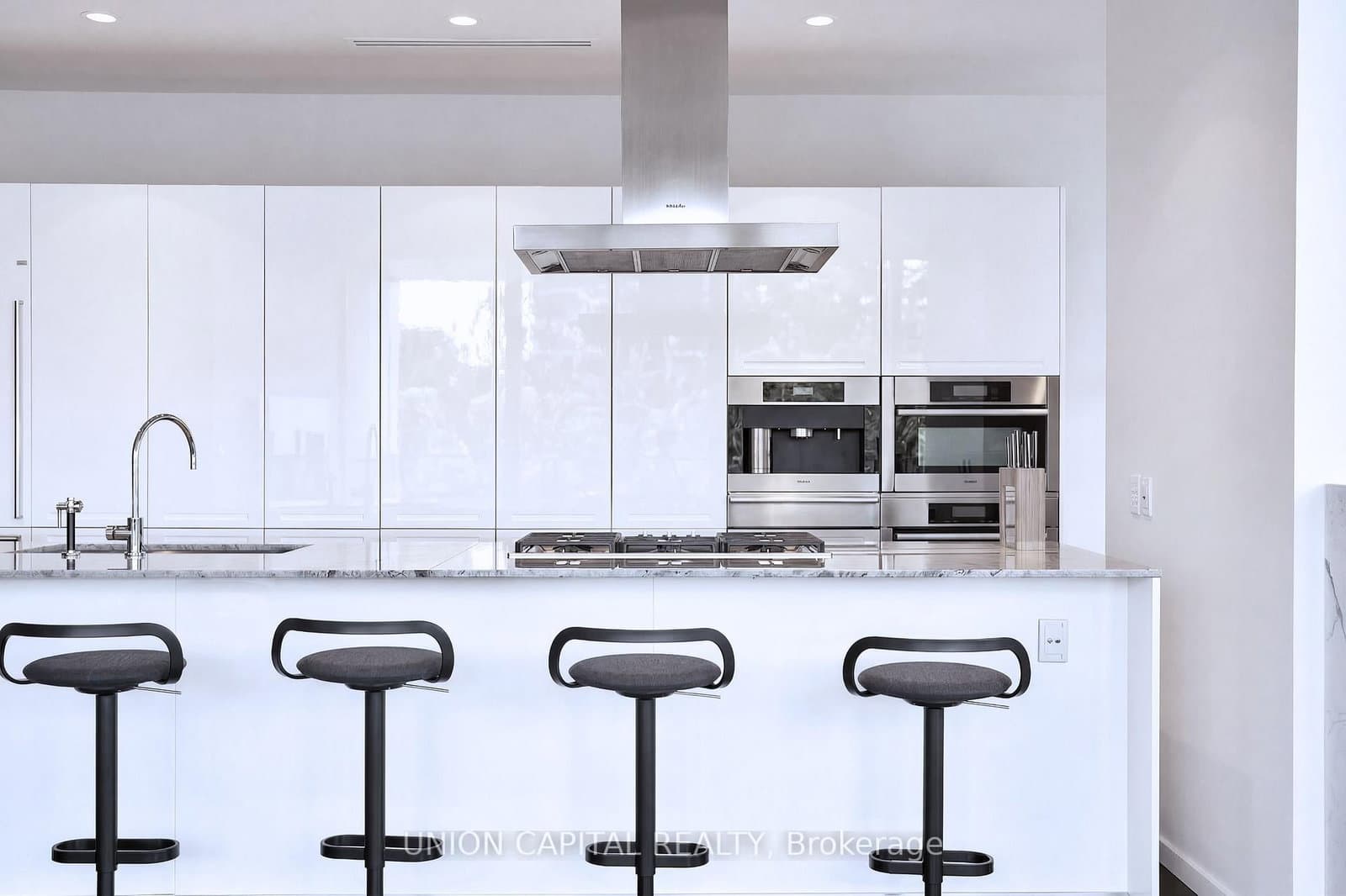 180 University Avenue, Unit 5508 - Image 3