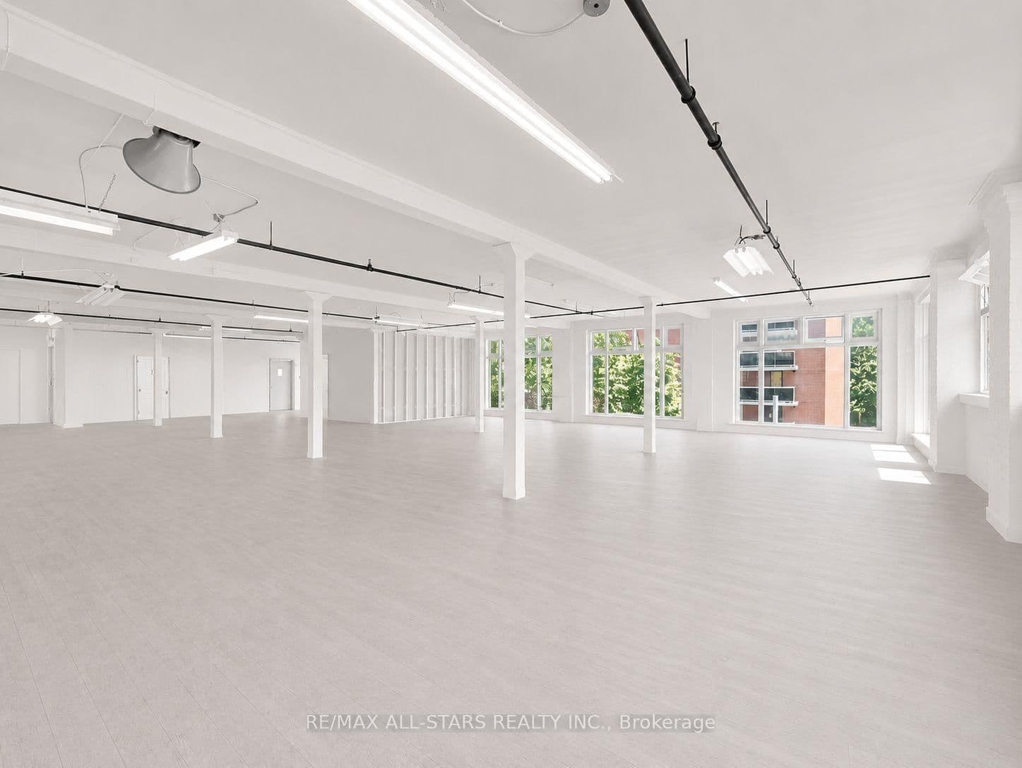 14 Mccaul Street, Unit 302 - Image 6