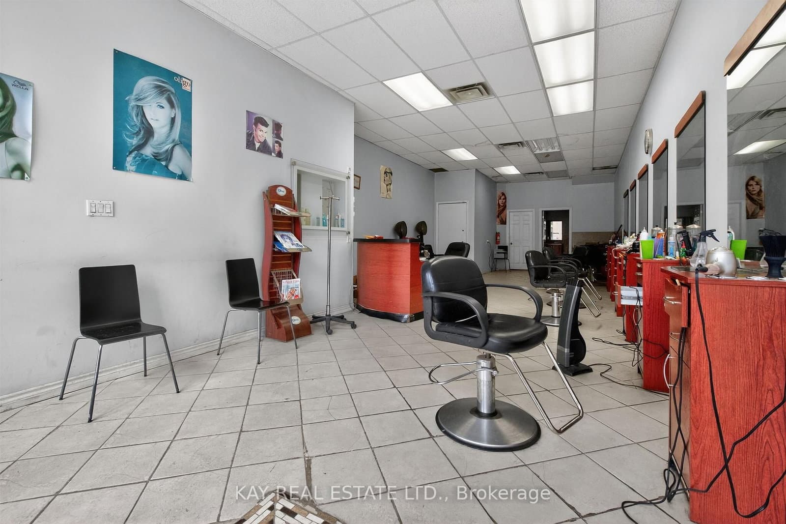 224 Queen Street E - Image 5
