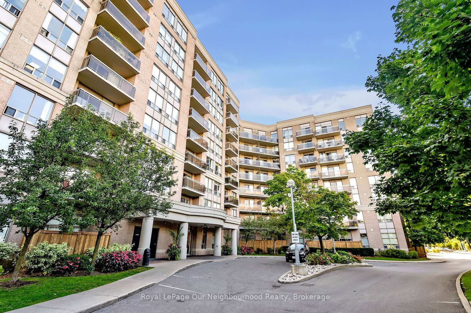 1720 Eglinton Avenue E, Unit 813 - Image 1