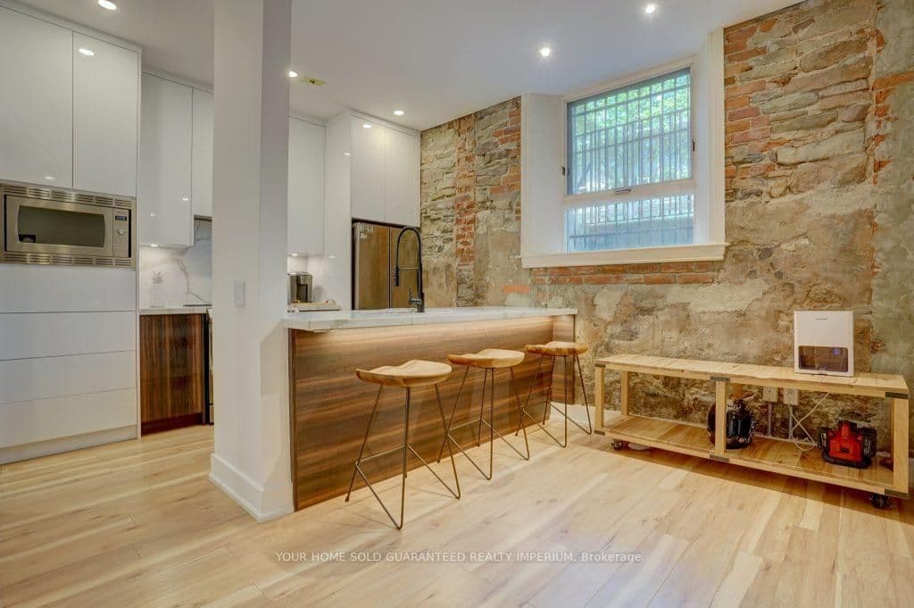 915 King Street W, Unit 108 - Image 6
