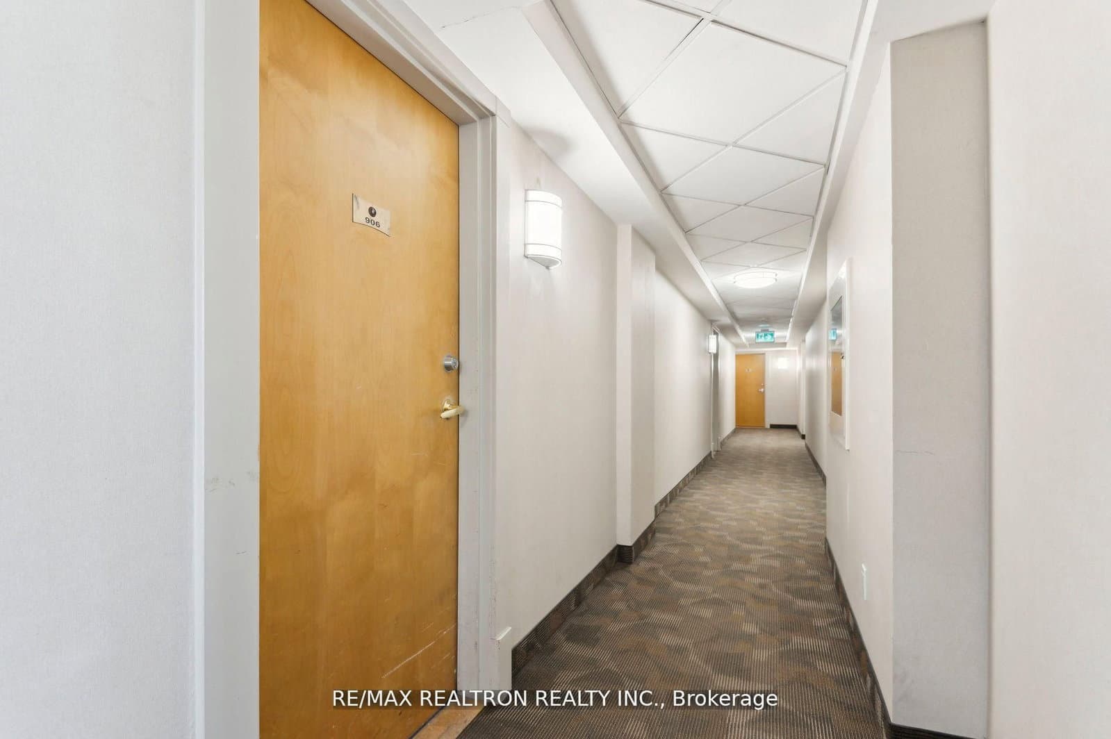 18 Merton Street, Unit 906 - Image 4