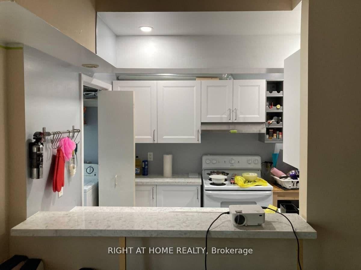 210 McCaul Street, Unit Unit 2 - Image 4
