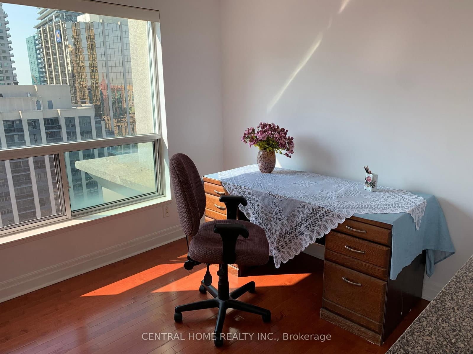 21 Hillcrest Avenue, Unit 2203 - Image 1