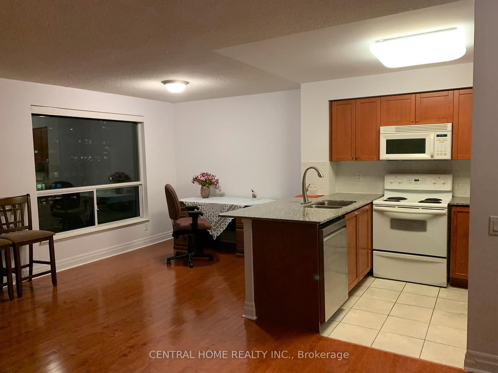 21 Hillcrest Avenue, Unit 2203 - Image 3